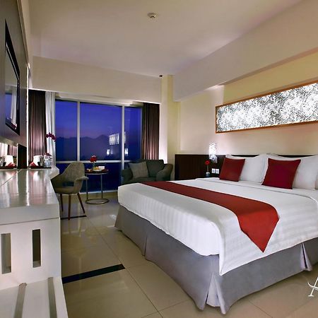 Atria Hotel Malang Dış mekan fotoğraf