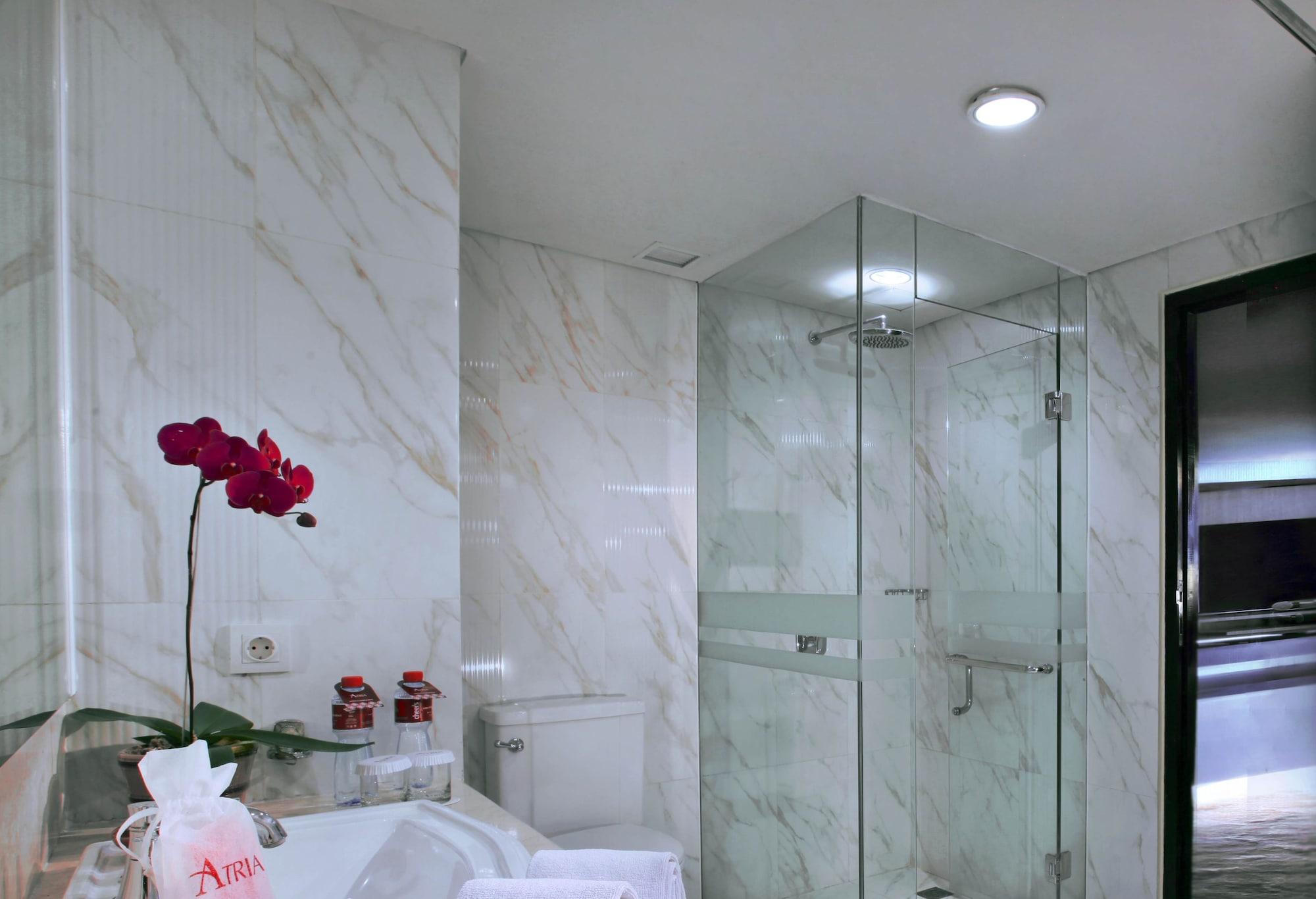 Atria Hotel Malang Dış mekan fotoğraf