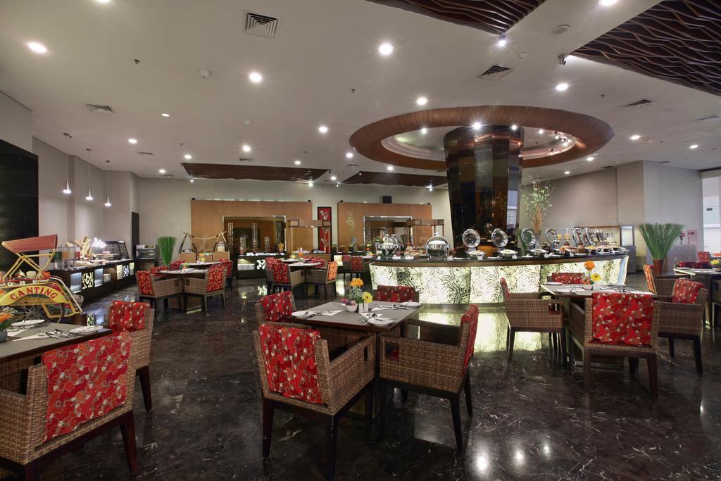 Atria Hotel Malang Dış mekan fotoğraf
