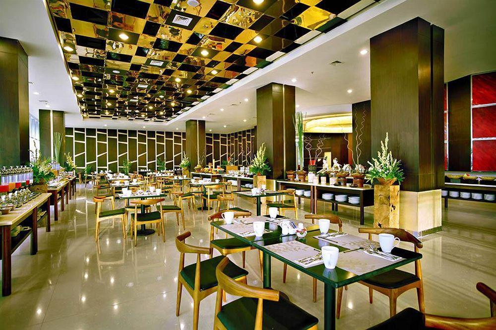 Atria Hotel Malang Dış mekan fotoğraf